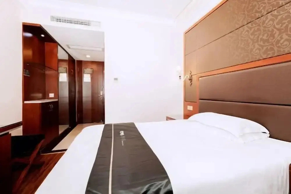 Shengfeng Business Hotel