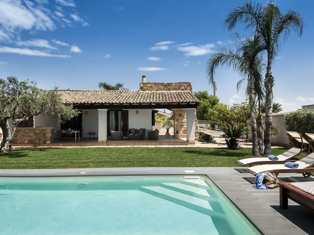 Cozy Villa in Mazara del Vallo With Private Pool