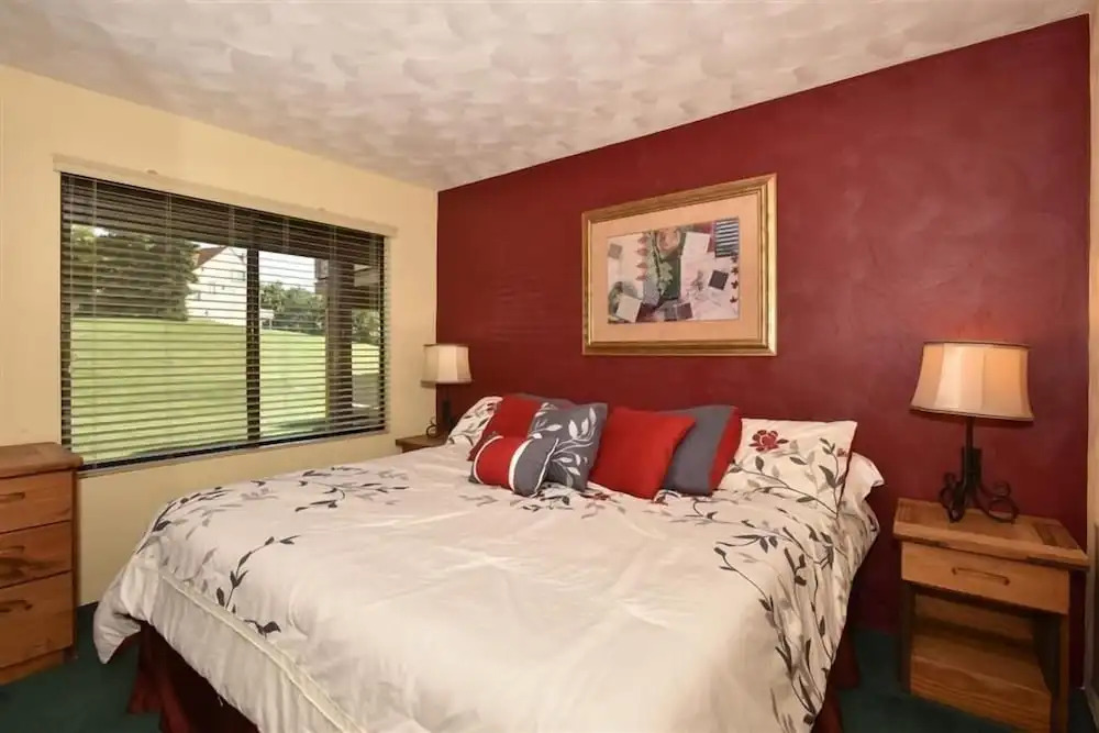 Seven Springs Sunridge 2 BR Condo, Mountain Views! by RedAwning