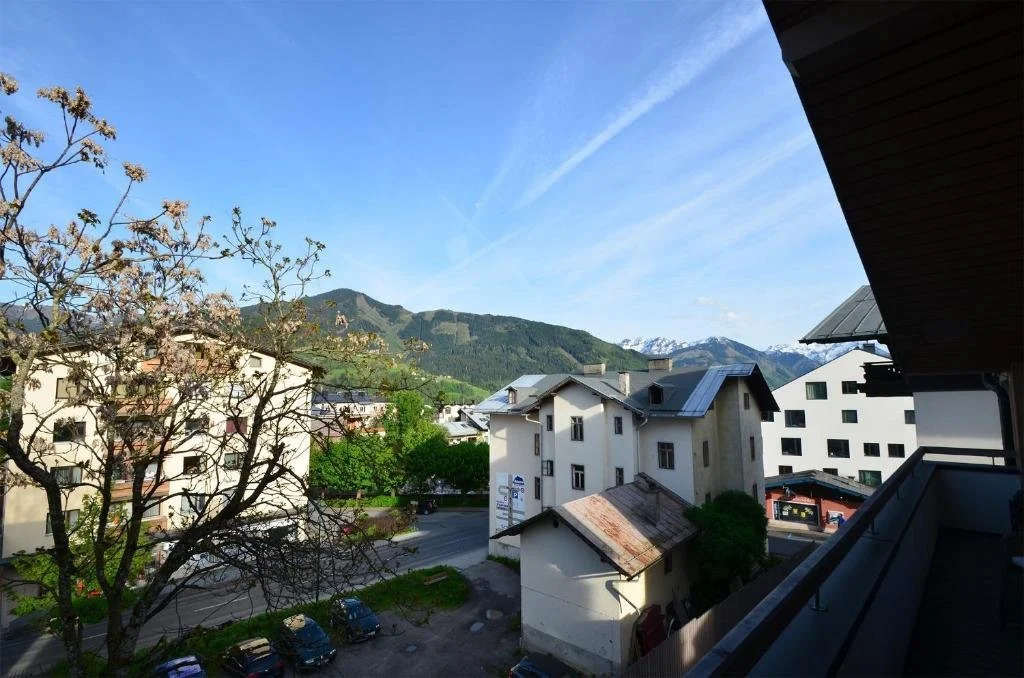 Zell City Exclusive Lodges by All in One Apartments