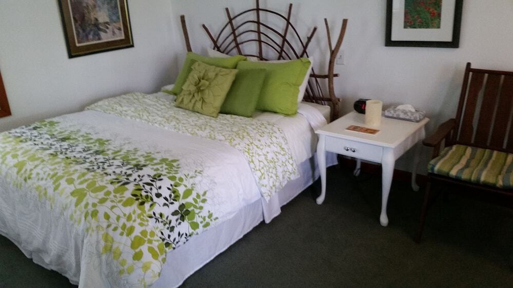 Bay Port Lodging
