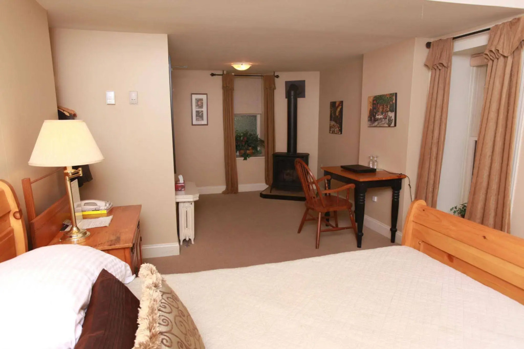 Rosemount Inn