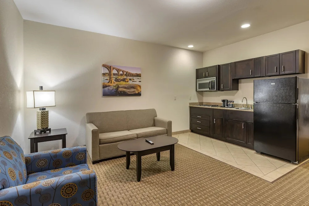 Stay-Over Suites - Fort Gregg-Adams Area