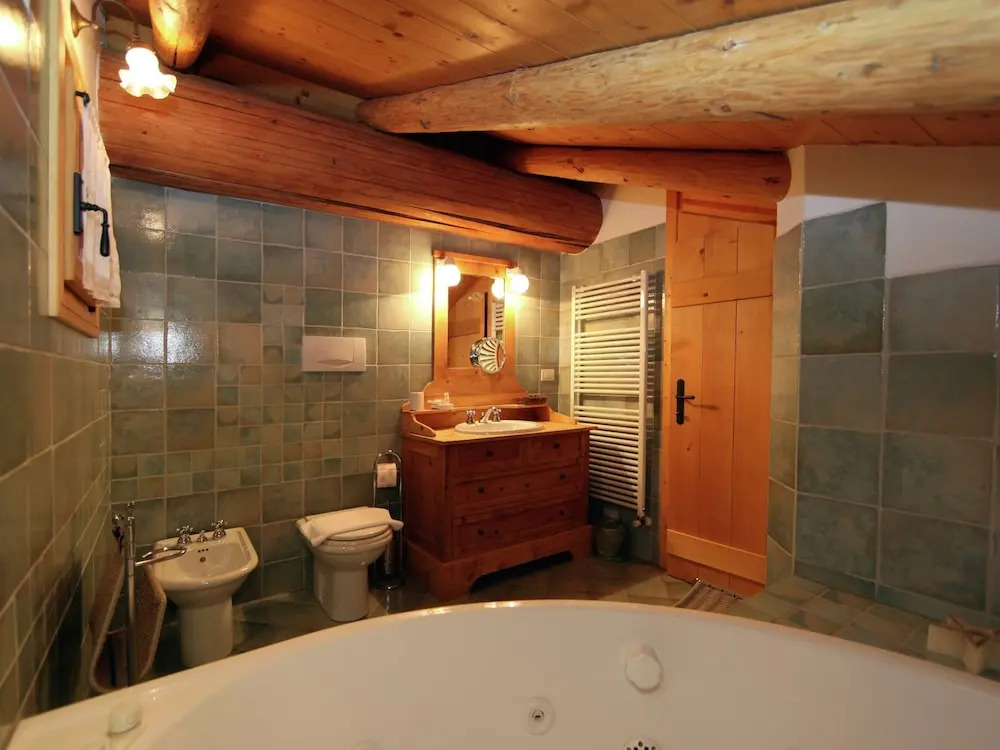Typical Cottage in Bellamonte Italy with Hot Tub