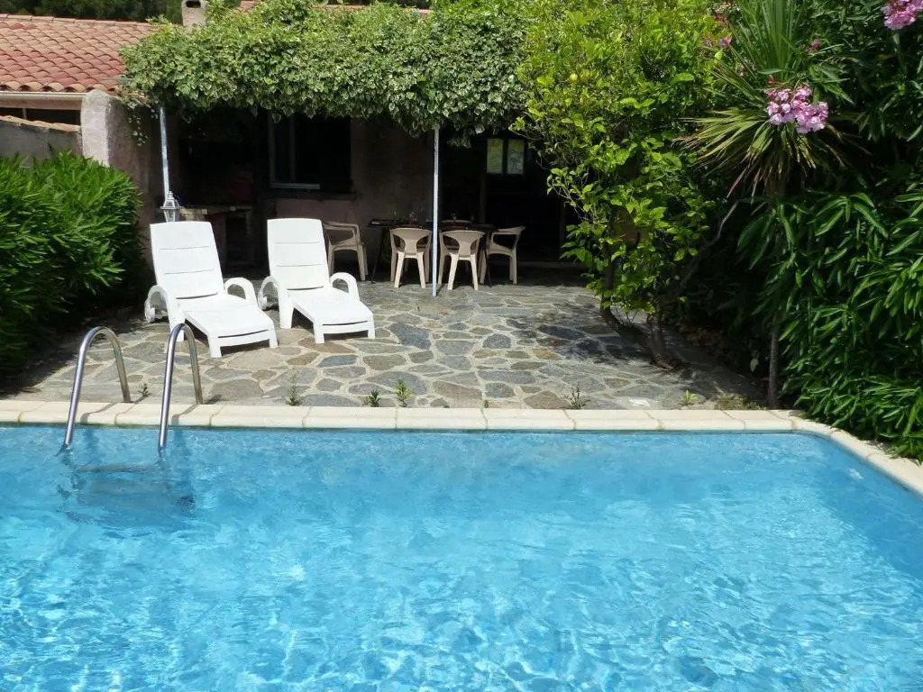 Maison le Lavandou, 2 pièces, 6 Personnes - FR-1-308-46