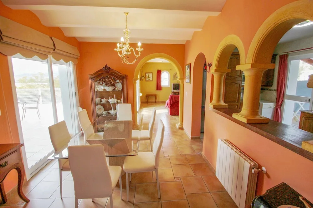 Gema - Pretty Holiday Home in Calpe