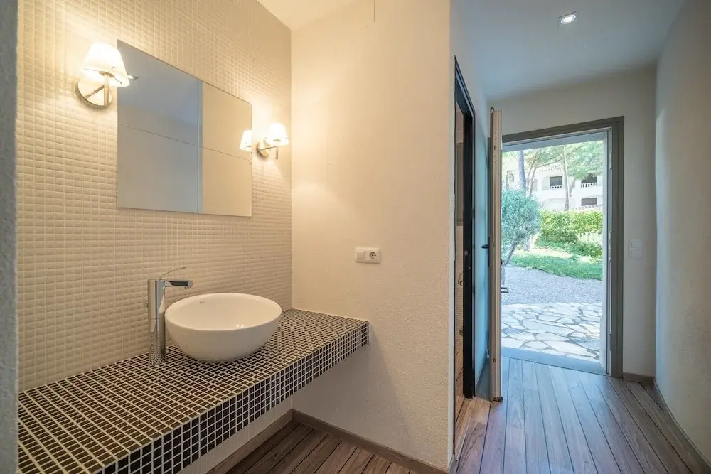 Holiday Home in Lescala Near Platja Cala Montgo