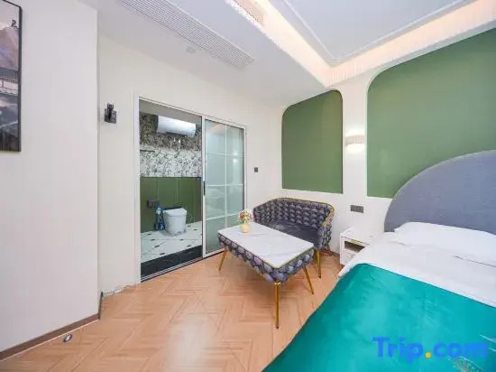 Sanke Bieyuan Homestay (Qingdao Railway Station Catholic Church Branch)
