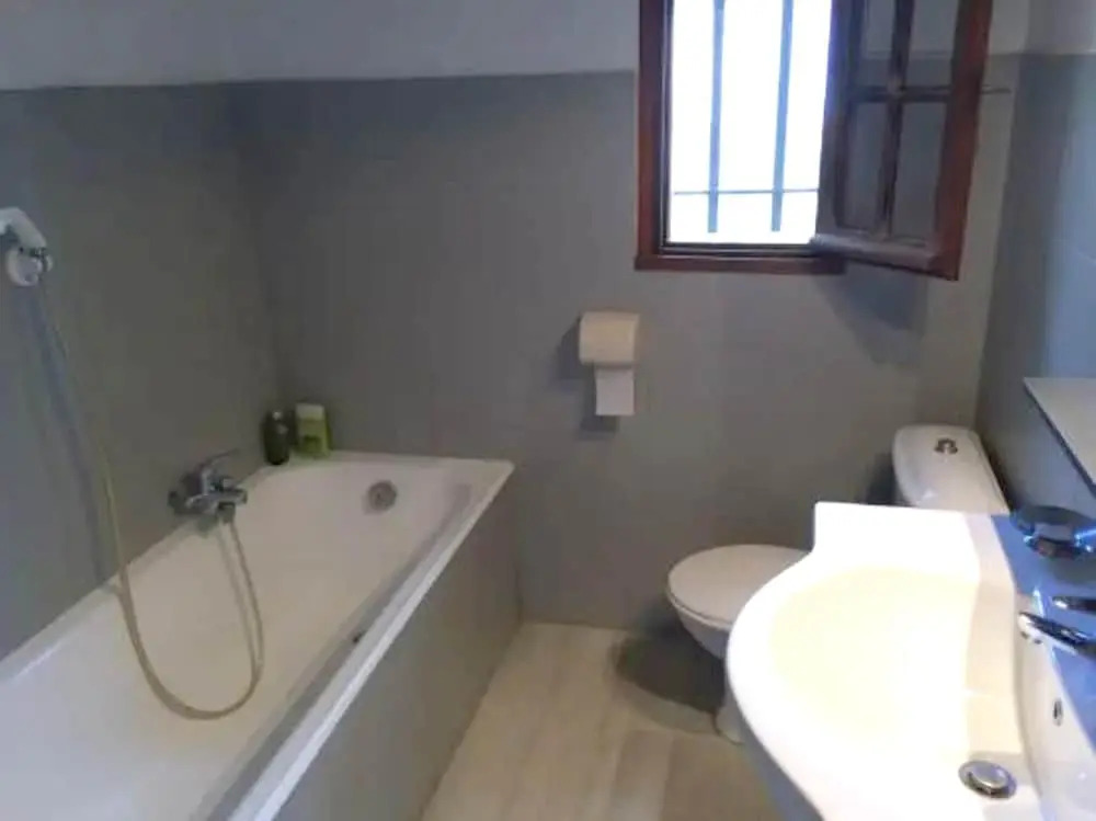House with 3 Bedrooms in Lecci, with Enclosed Garden And Wifi