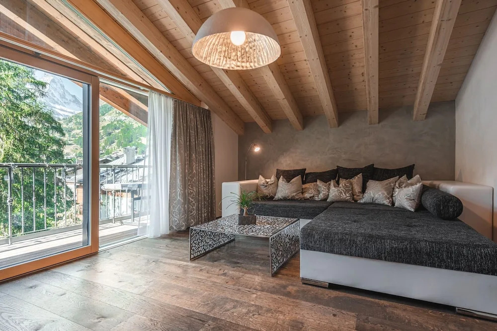 Joes Luxury home