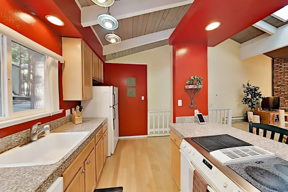 Forest Vista - 2 Minutes To Diamond Peak 3 Bedroom Condo