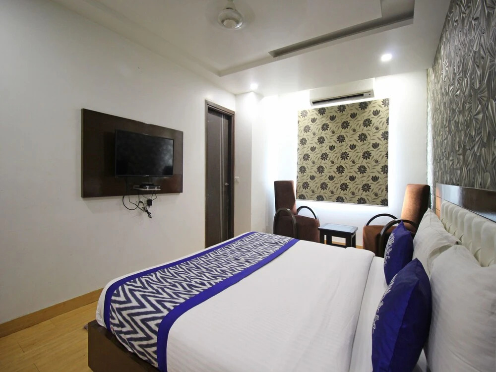 Capital O 6772 Hotel Mukund