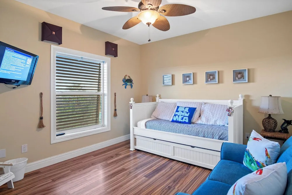 Baja Breeze by Silver Sands Vacation Rentals