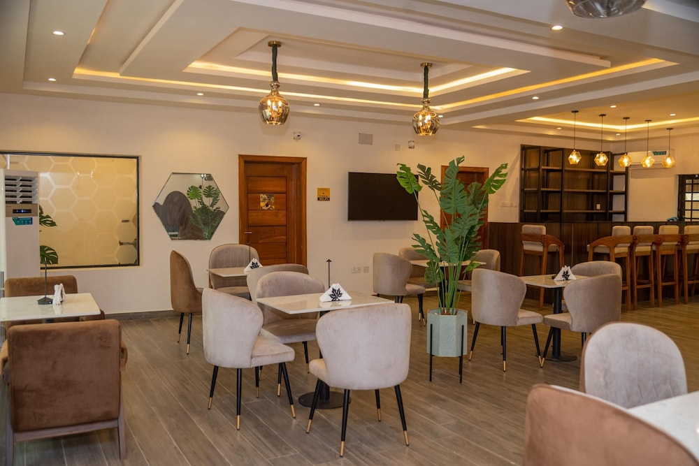 Cavan Hotel