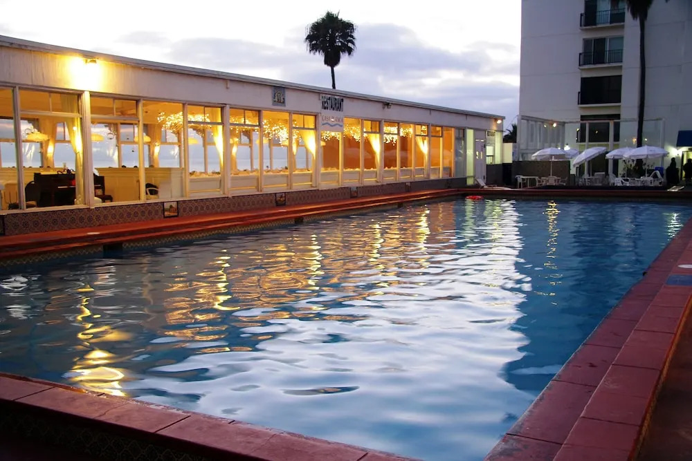 Rosarito Beach Hotel