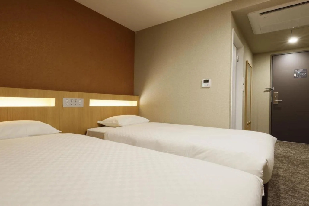 Plum Hotel