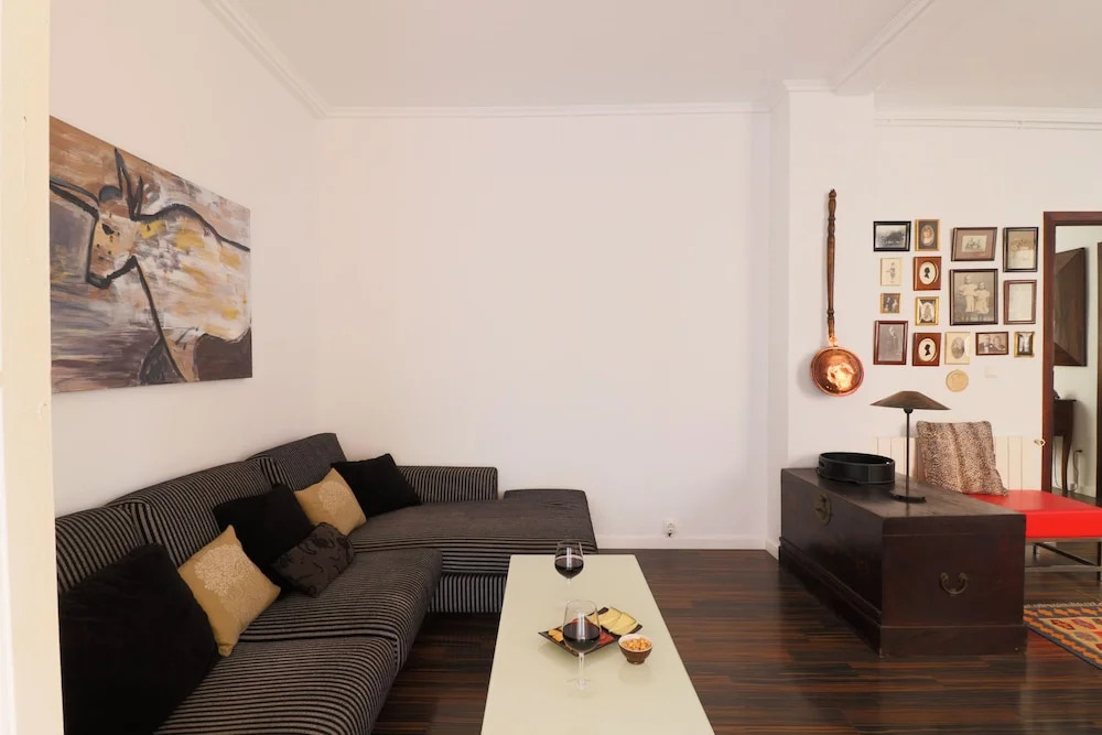 Rustic Two Bedroos Apartment With Terrace