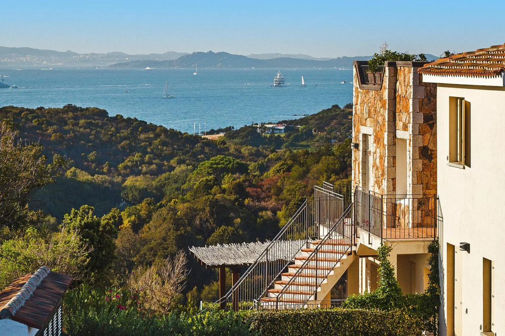 Apartment in Golfo Aranci With Terrace