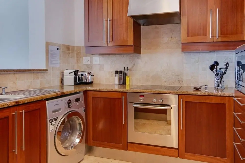 Secure Apartment in Camps Bay With Private Pool and Ocean Views Bali C