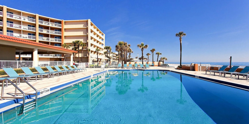 Holiday Inn Hotel & Suites Daytona Beach On The Ocean by IHG