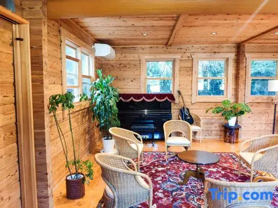 Shimano Log House