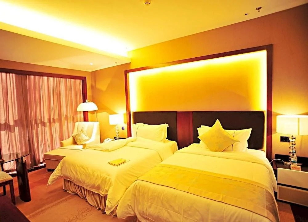 Dingyi Hotel