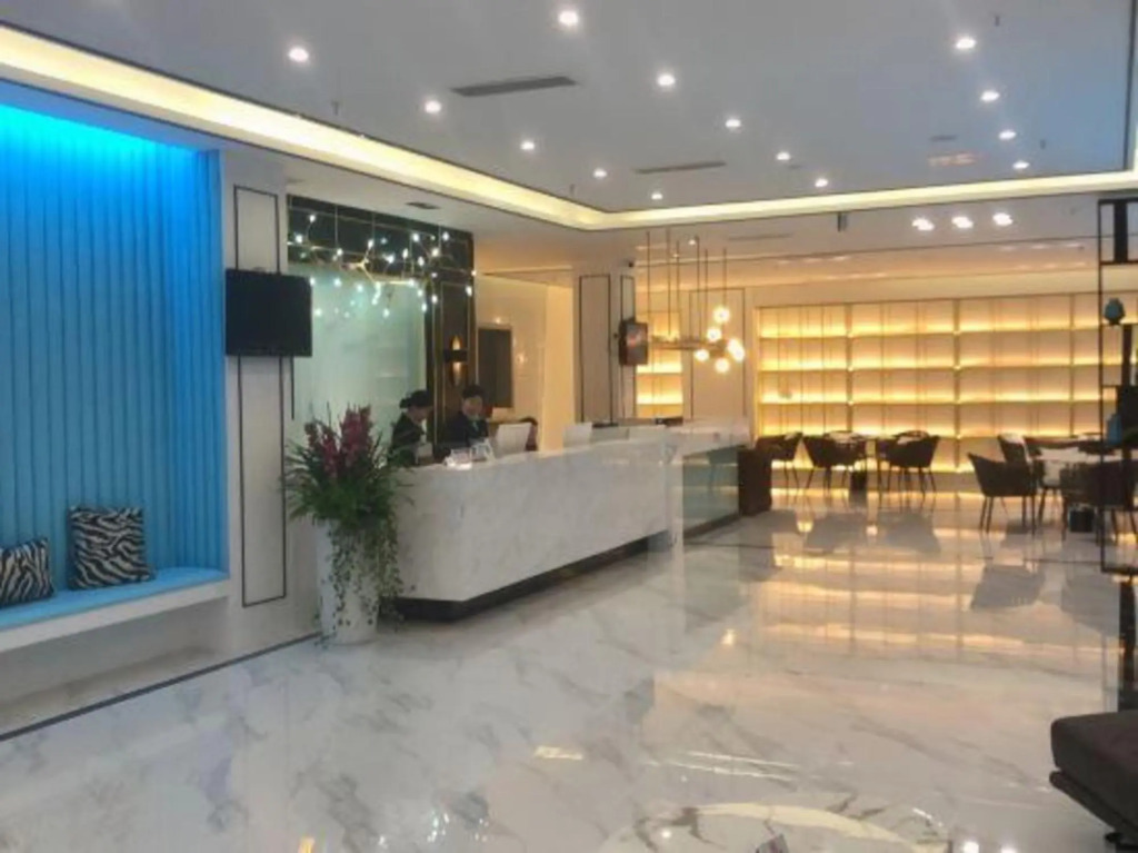 Unitour Hotel (Sichuan Police College)