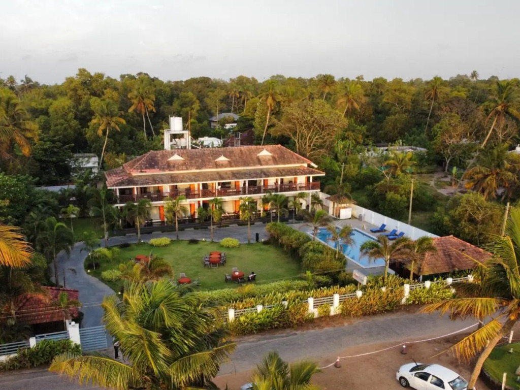 Marari Beach Palace