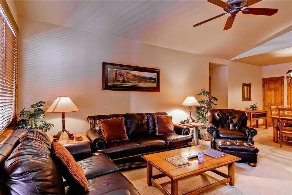 2208 Timberline Lodge, Trappeur's Crossing Apartment 4