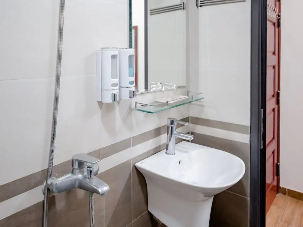 Phuong Nam Luxury Hotel Long Bien