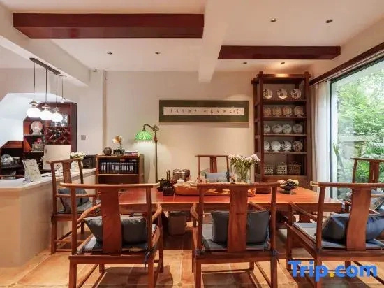 Jiqing Landscape · Seaview and Mountain Retreat Hidden Forest Garden Resort Villa