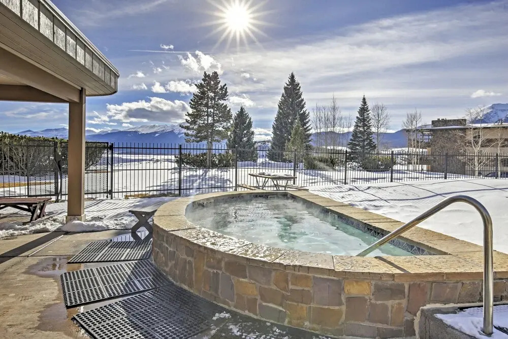 Mtn-view Condo w/ Hot Tub Access in Dillon!