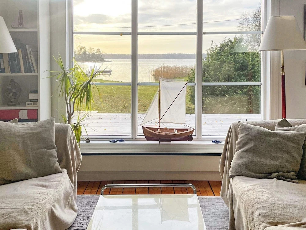 5 person holiday home in BJÖRKÖ-By Traum