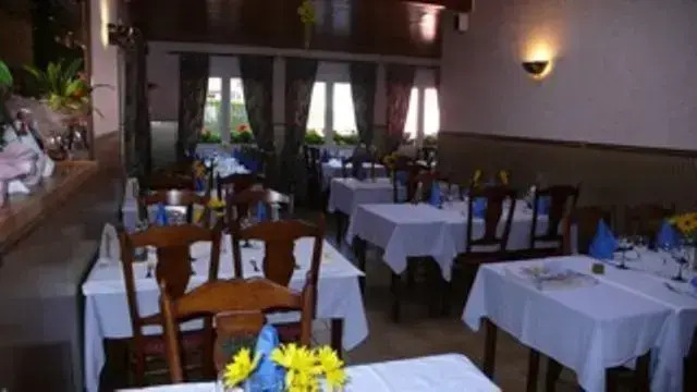 Hotel Restaurant A La Couronne DOr