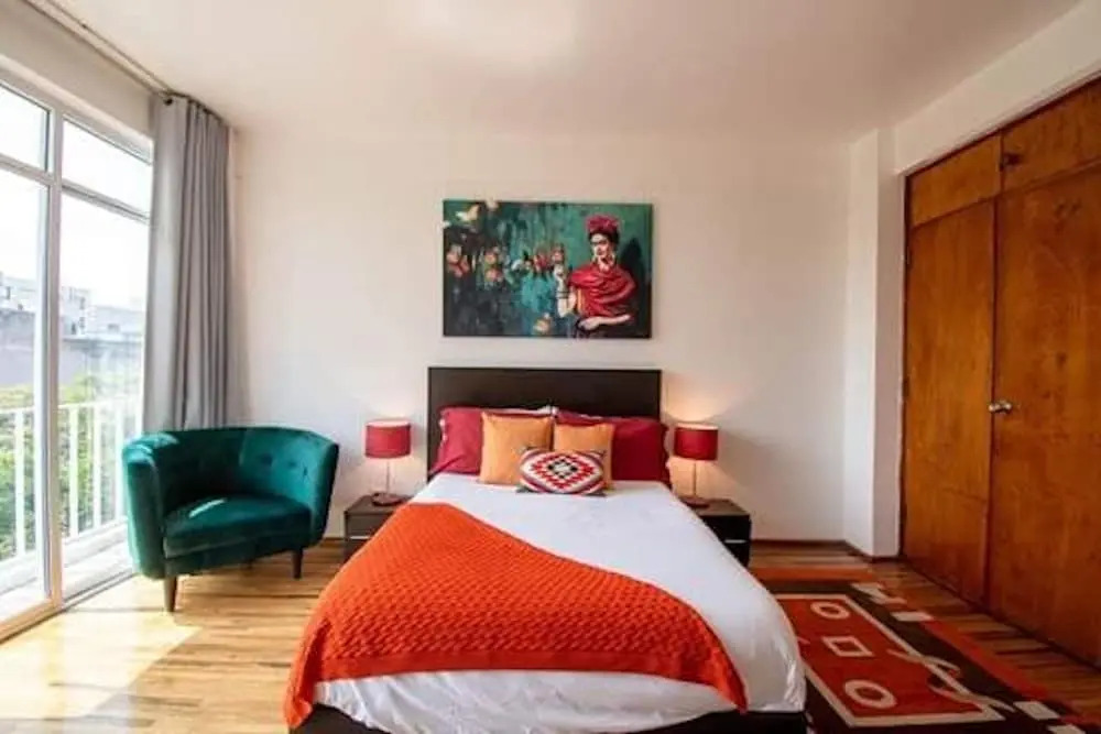 Roma Sur Apartments with Balcony - Family Friendly