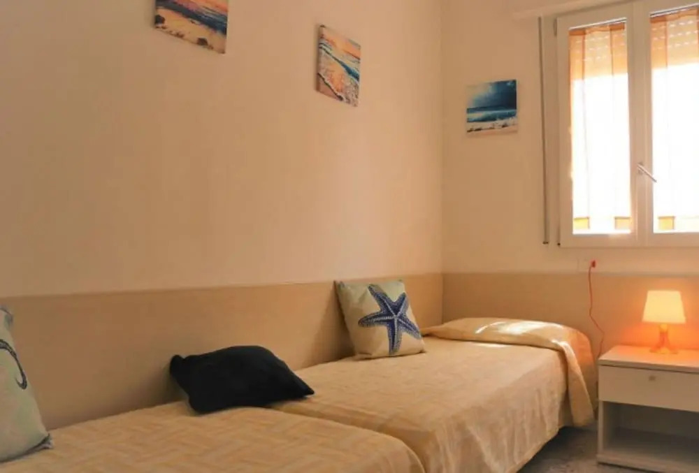 Sunny Apartment Near the Beach