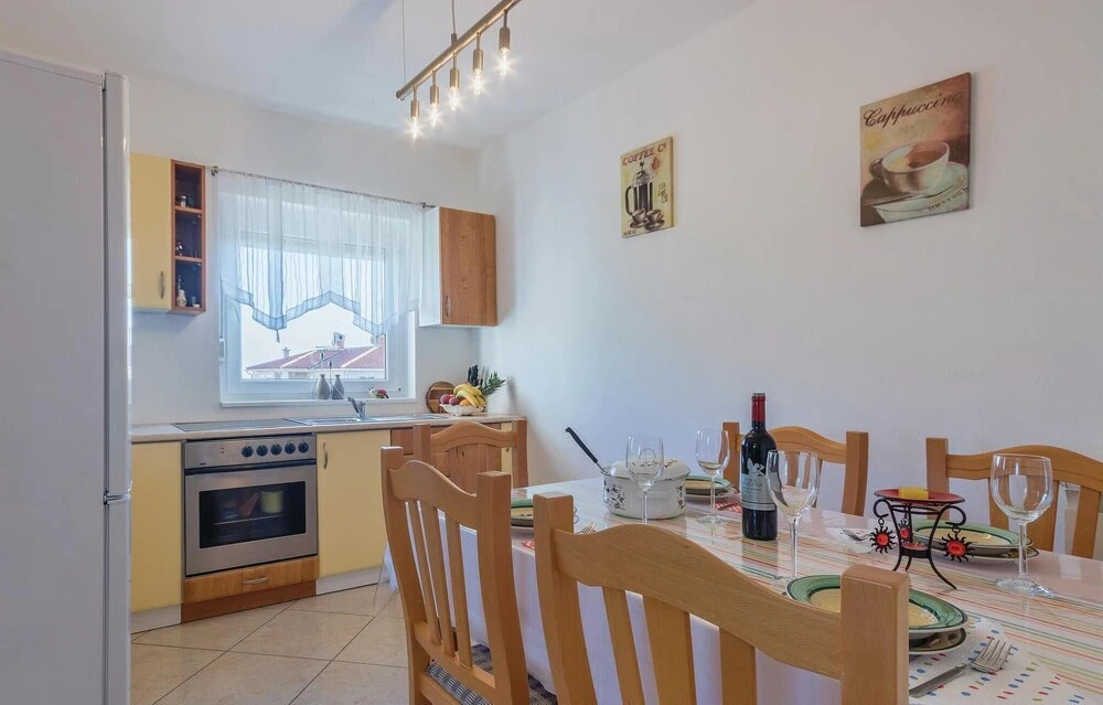 Beautiful Apartment in Vodnjan With 4 Bedrooms and Wifi