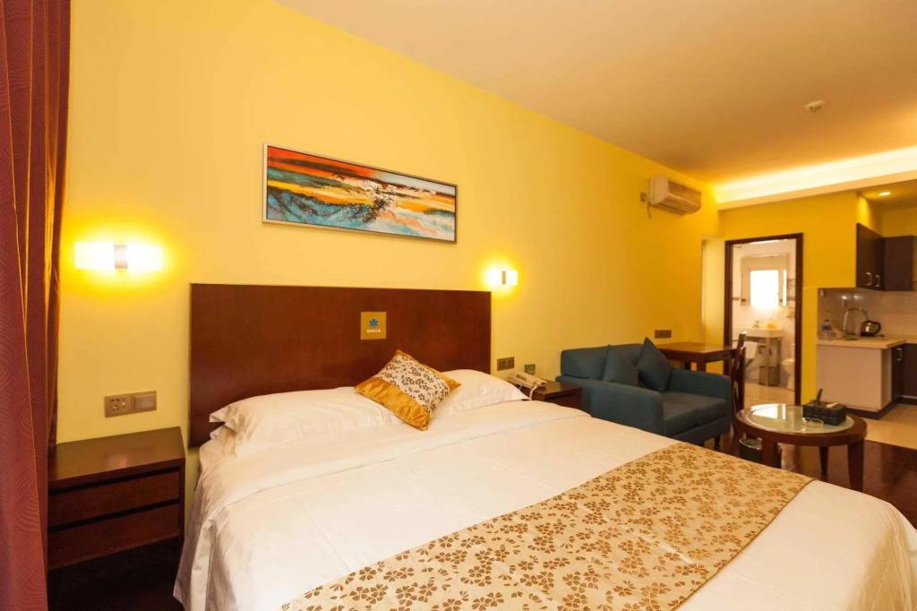 Chicago Suites International Hotel