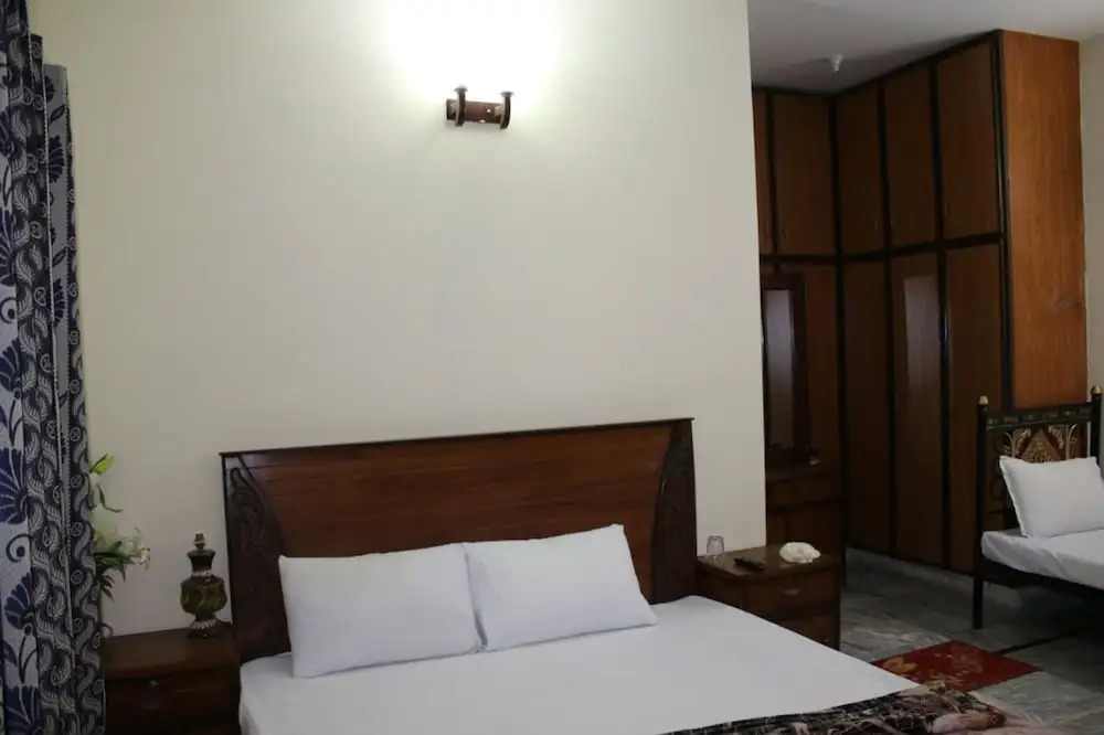 Zaib Guest House