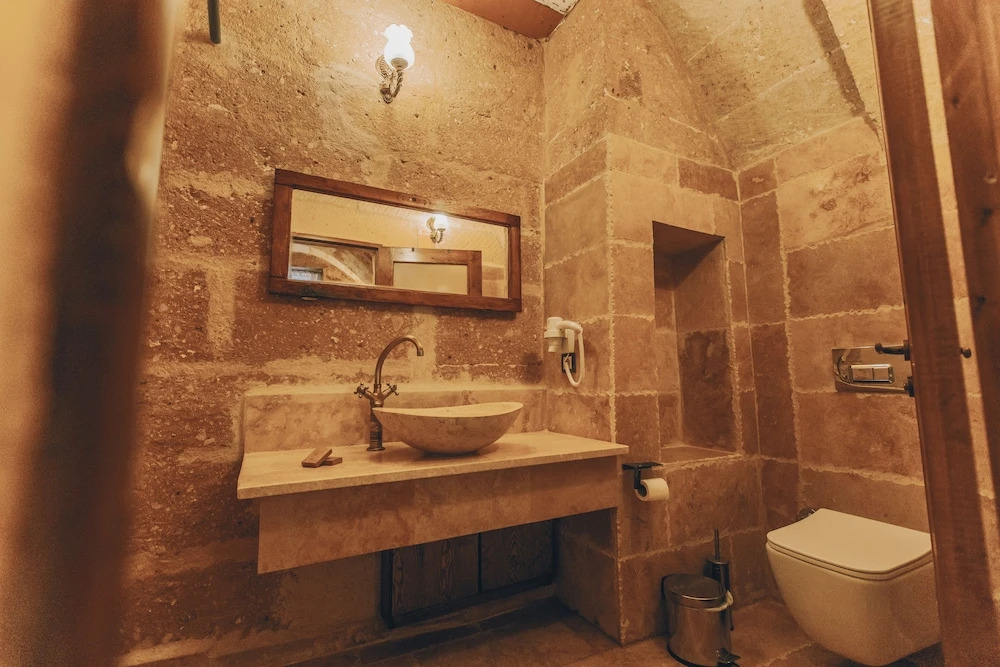 Zula Cave House