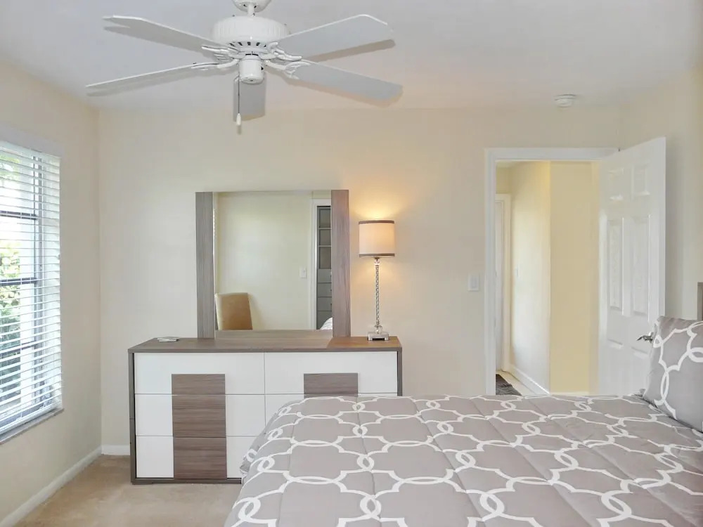 Delightful Home With Pool and Direct Boating Access