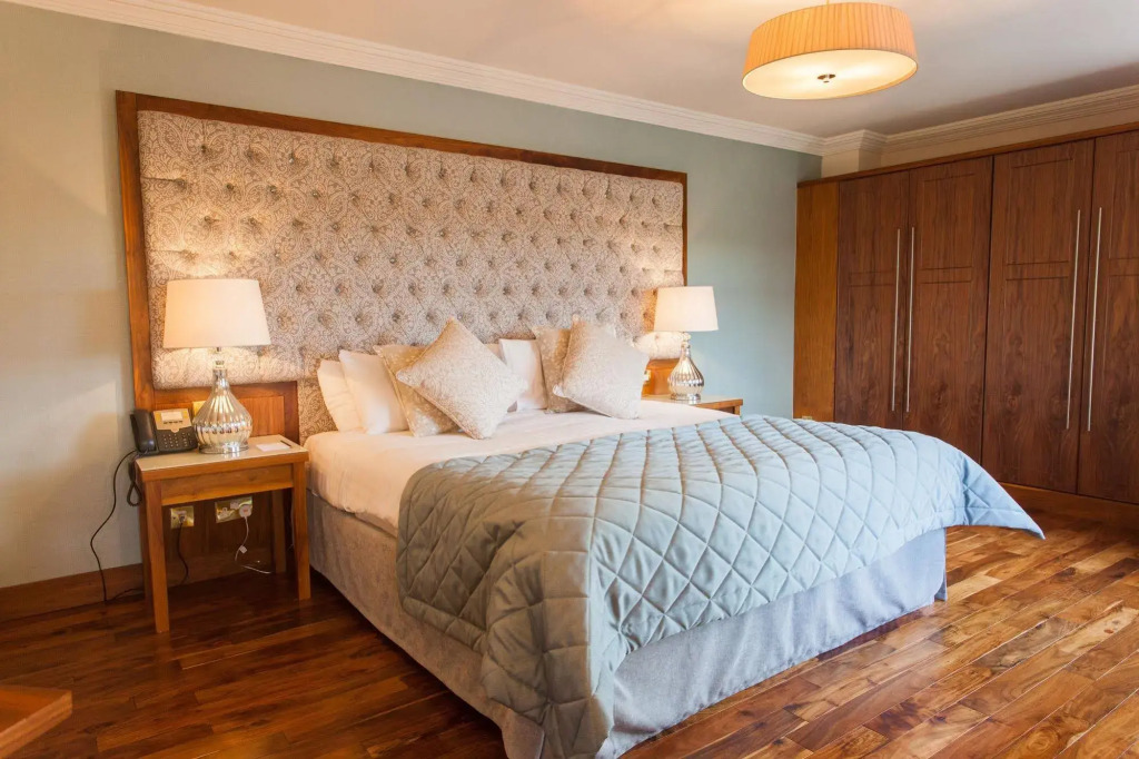 Ashdown Park Hotel