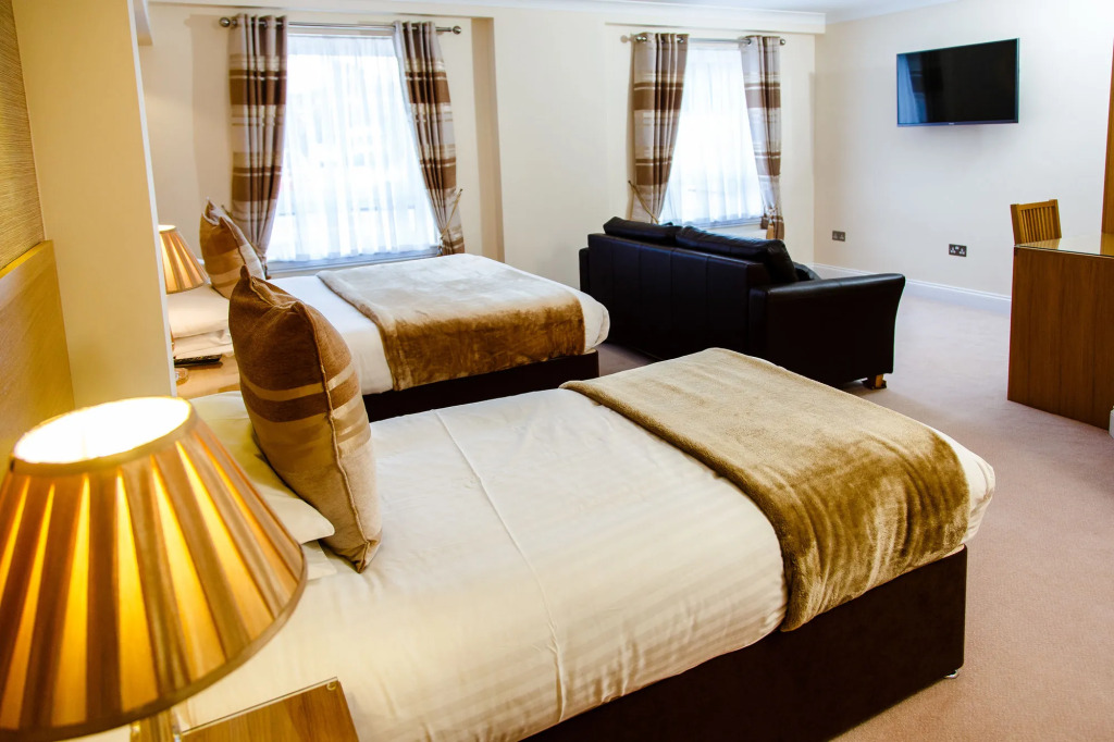 Adamson Hotel