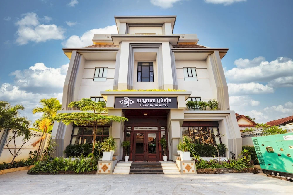 Blanc Smith Hotel