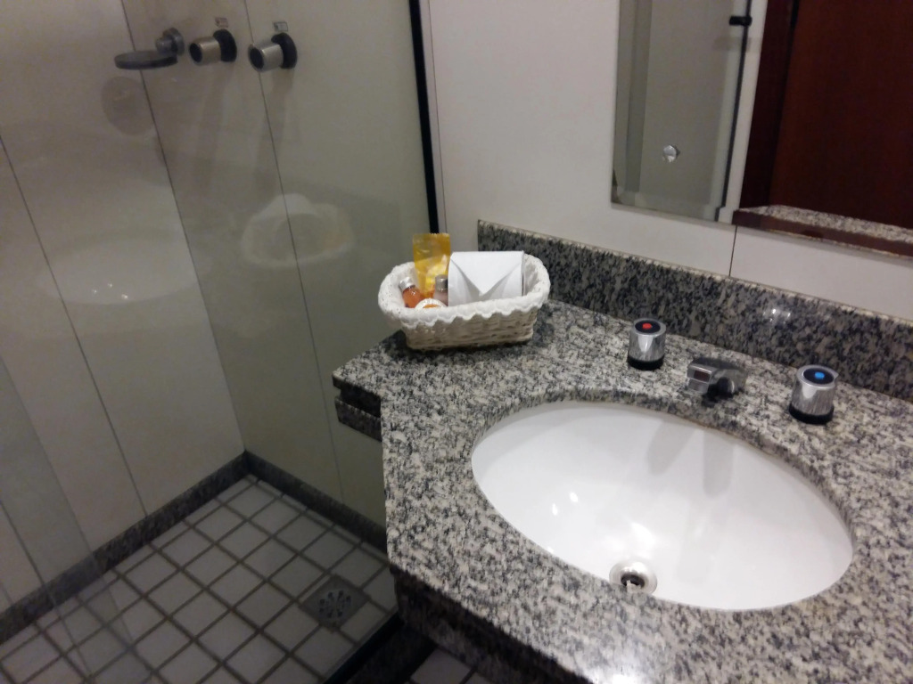 Metropolitan Hotel by Atlantica