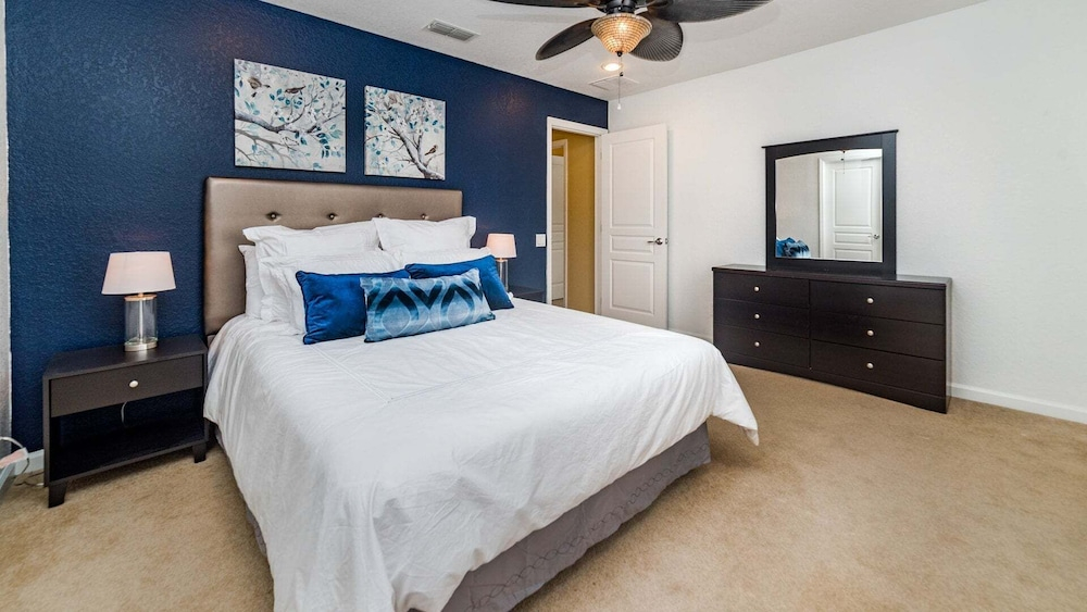 Huge 6BR Home in Windsor Hills Resort