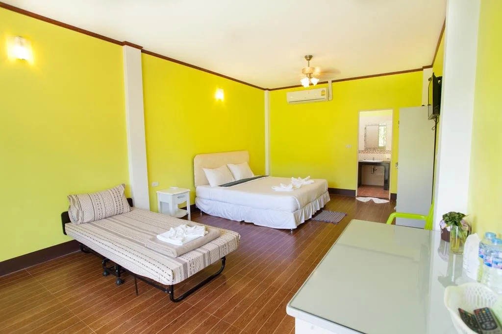 Khao Sok Country Resort