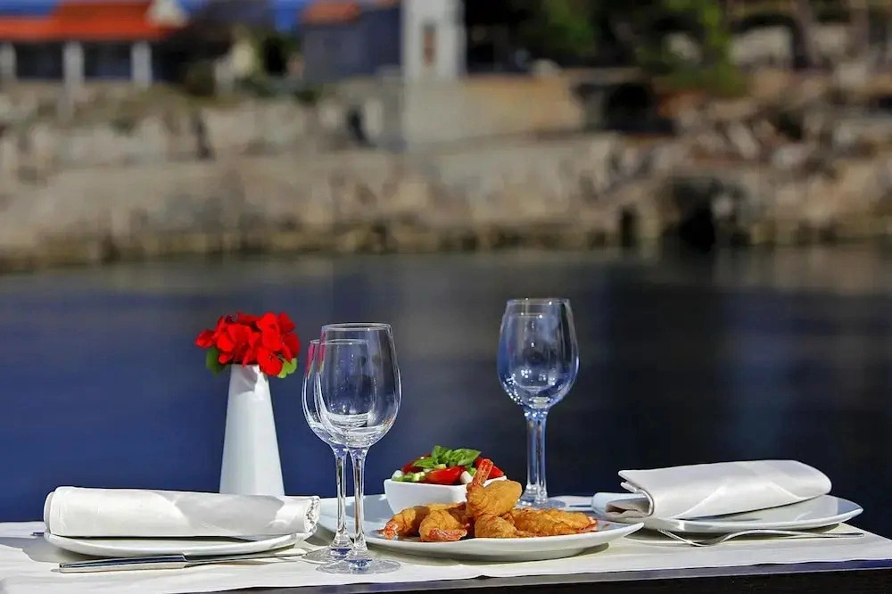 Apartment in Veli Losinj by the Sea