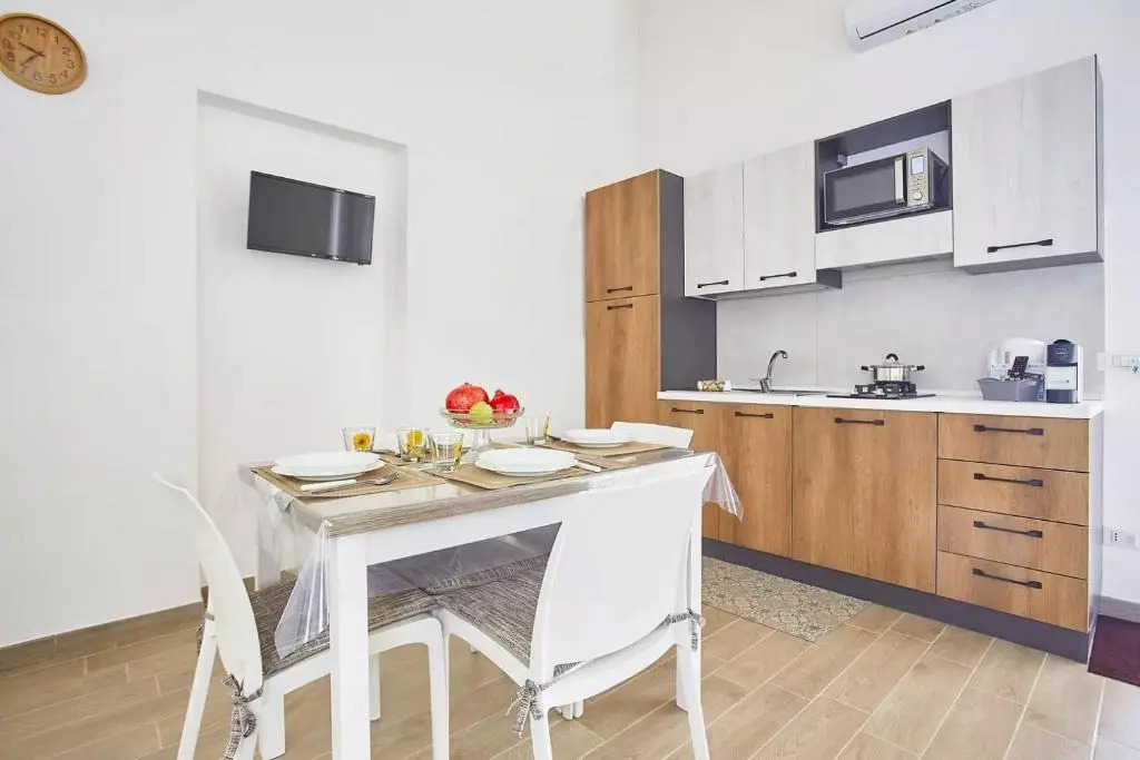Casale Sammartano - Appartamenti con piscina comune