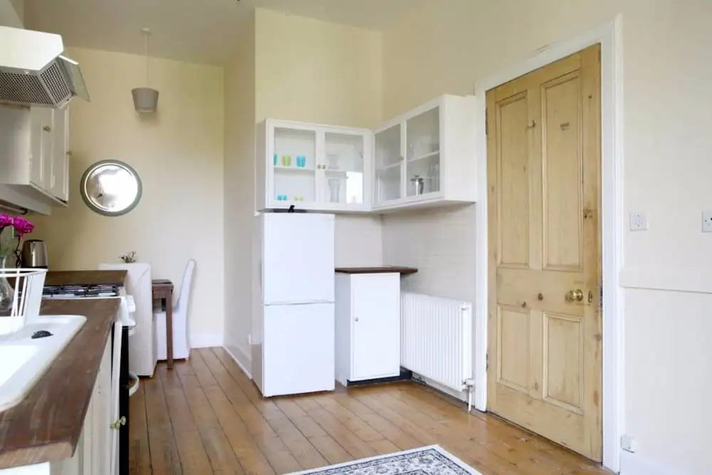 1 Bedroom Apartment In Bruntsfield